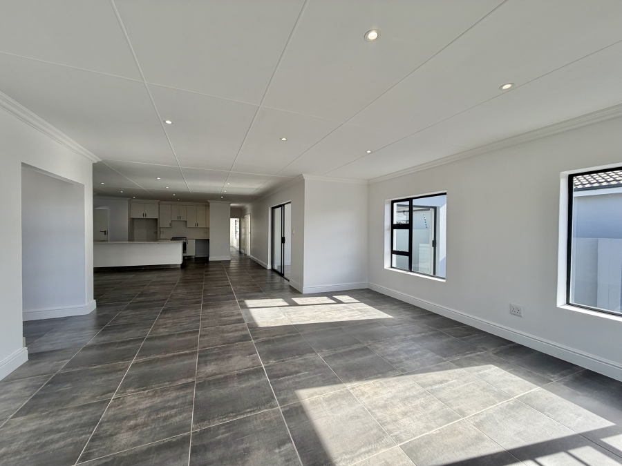 3 Bedroom Property for Sale in Fountains Estate Eastern Cape